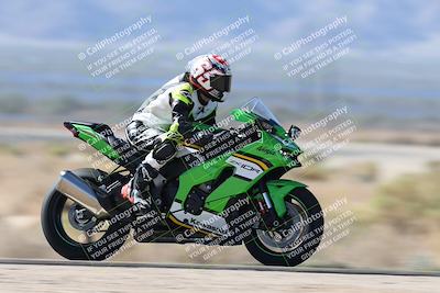 media/Oct-25-2025-Race Pace (Sat) [[47cce5476f]]/Verified/8-Speed Pans (1150am)/